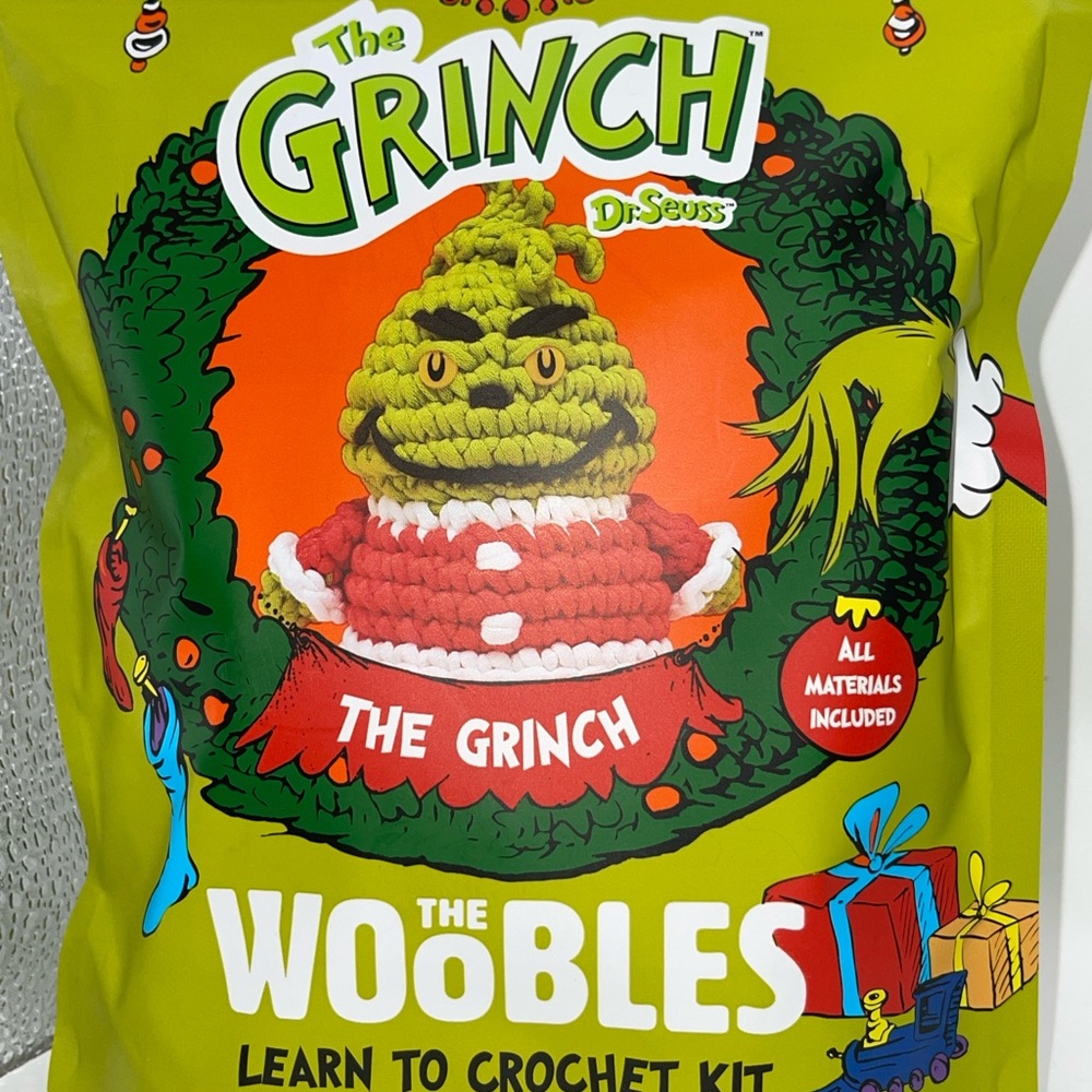 The Woobles The Grinch Crochet Kit - Green